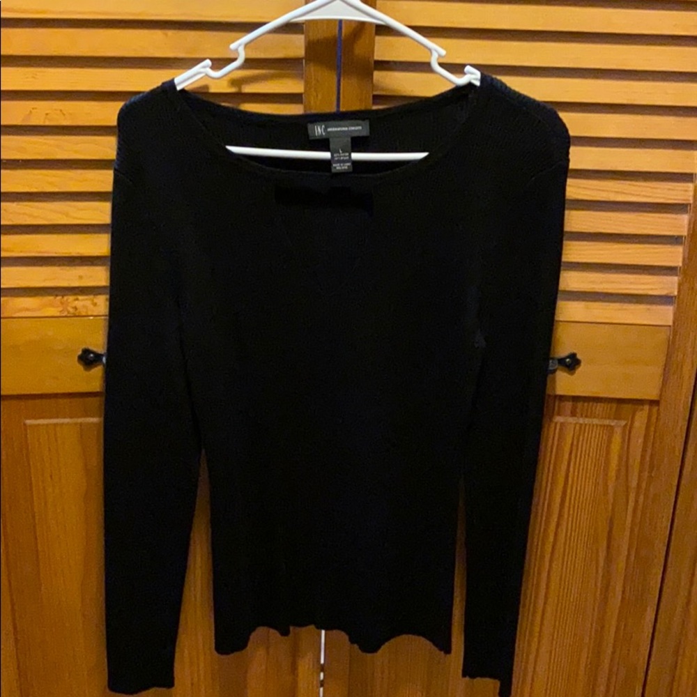 NWOT never worn Black INC sweater